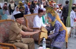 Bupati Asahan H.Surya,Bsc Bersama UAS Hadiri Acara di SD Al Washliyah 80 Kisaran