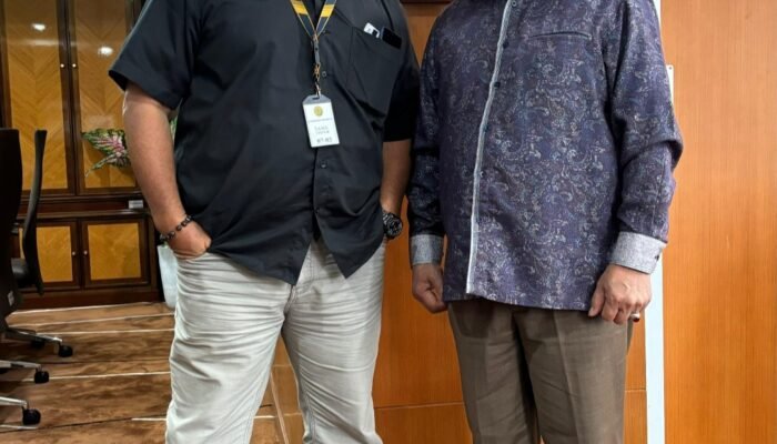PROF KH DR SUTAN NASOMAL SH,MH : HIMBAU PENEGAK HUKUM NKRI MAMPU MENANGKAP PARA PENJUAL LAUT DAN PEMBELINYA