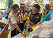 Jelang Idul Fitri ; Polda DIY Laksanakan Pengecekan Minyakita di Pasar Beringharjo Yogyakarta