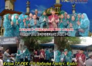 Lurah Fachri Muhammad Dan Ketua TP PKK Lubuk Pakam I-II Nafasha Fachri Berbagi Takjil