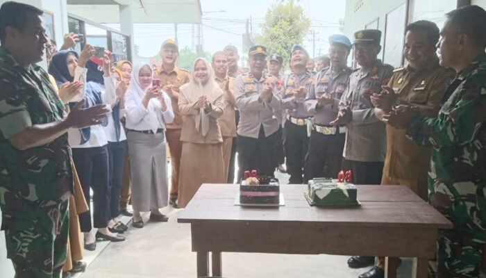 Hut TNI Ke- 80, Muspika Batangkuis Sambangi Koramil 05/BK 
