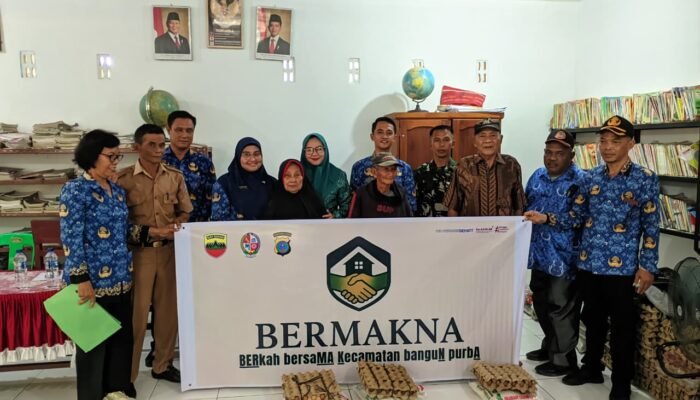 Mantap ! Camat Bangun Purba Boby Arianto SSTP MAP Melaksanakan Program Inovasi Berbasis Kebutuhan Masyarakat Yang Kurang Mampu
