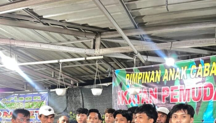 Ketua PAC IPK Percut Bagian Selatan Serahkan SK ke Tiga Ranting