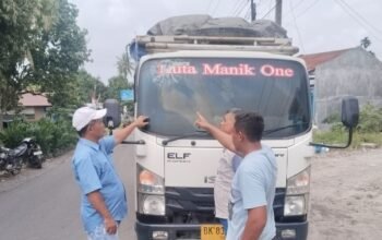 Niat Cari Nafkah, Sopir Truk di STM Hilir Nyaris Kehilangan Nyawa
