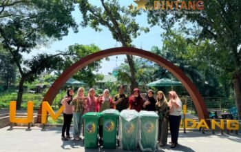 PALEM DAS Indonesia Salurkan Bantuan 4 Unit Tong Sampah Ke UMKM Center Deli Serdang